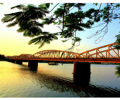 Quảng Bình - Huế - Cửa Lò (5 ngày 4 đêm)